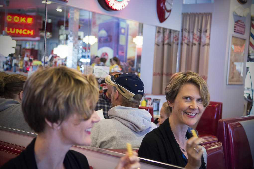 Nutcracker Family Restaurant: Quizzical ’50s-style diner near Pataskala makes you smile